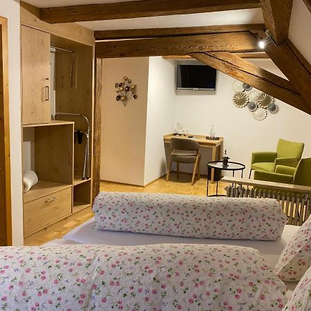 Gasthof - Pension - Adler 바일러-지머베르크 외부 사진