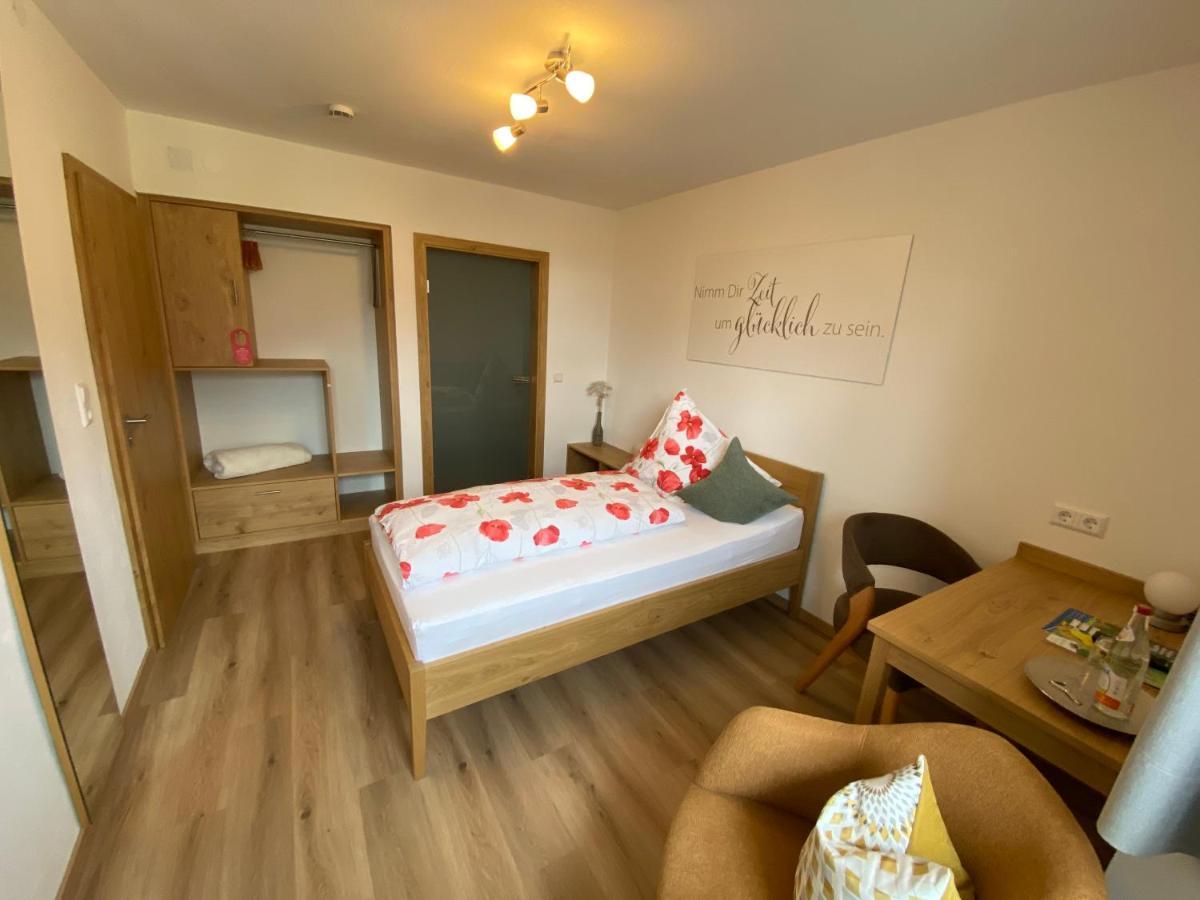 Gasthof - Pension - Adler 바일러-지머베르크 외부 사진